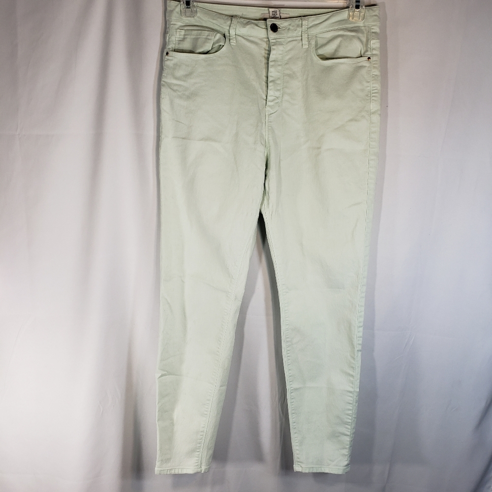 Forever 21 Mint Green Five Pocket Skinny Jeans Size 31
